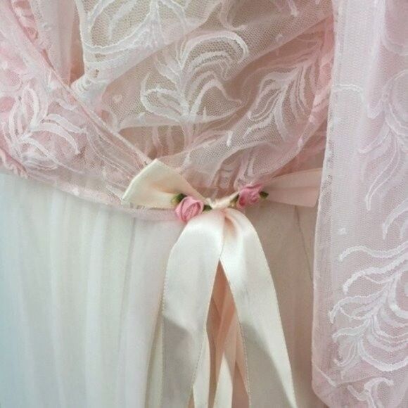 Tosca California Vintage blush pink Robe size Medium BoxD floral lace - Picture 6 of 14
